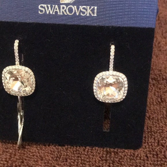 Swarovski Jewelry - Swarovski Earrings Lattitude